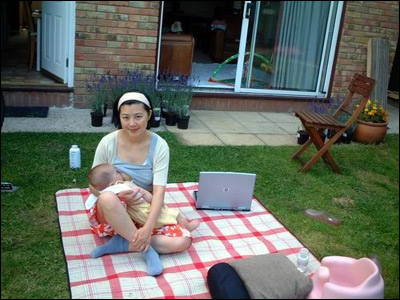 央视主播姜丰混血儿女被赞最美星二代