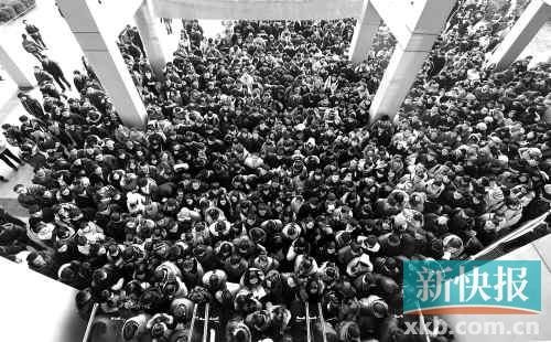 全国考研大军20年增15倍 专家称质量跟不上规模