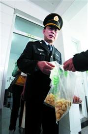 阳光山色小区曙光实验幼儿园大蒜腐败