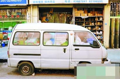 青岛清理路边停放废旧车辆