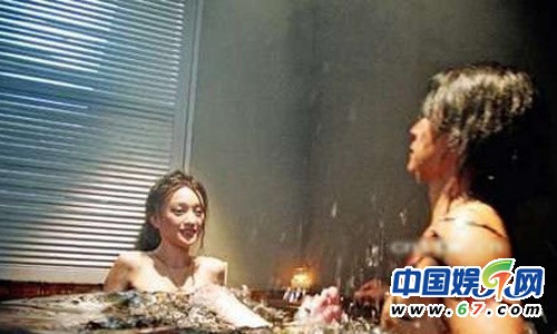 影视剧水中唯美激情戏