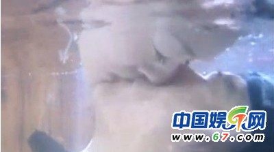 影视剧水中唯美激情戏