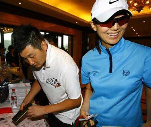 传新还珠香妃当小三遭暴打