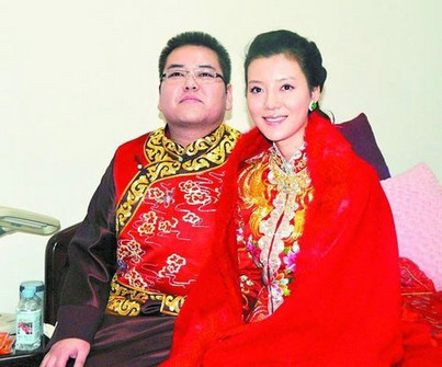 揭被踢出豪门女星现状 车晓离婚后打拼事业