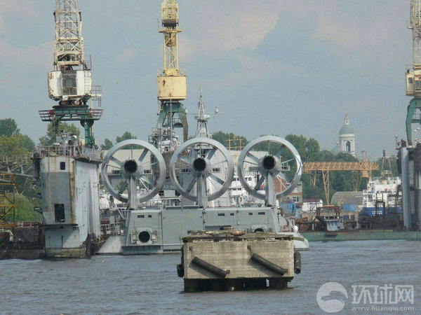 乌克兰出口中国的“欧洲野牛”级气垫登陆艇。