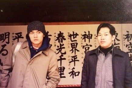 明星罕见青涩旧照 你认识吗？