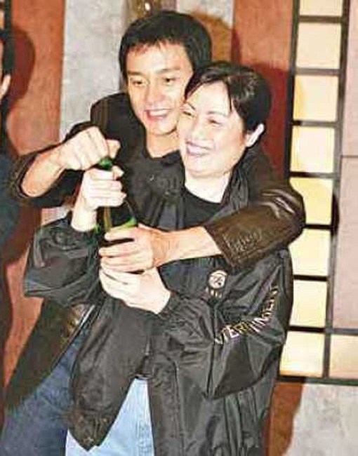 张国荣私家相册 好多都没见过