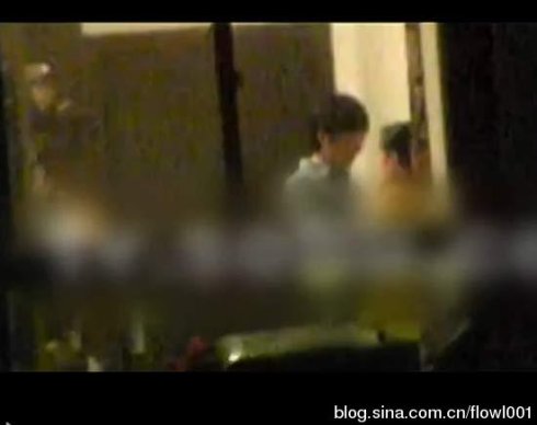 揭疑似有染有夫之妇10大男星 王大治最高调伍兹搭名妓