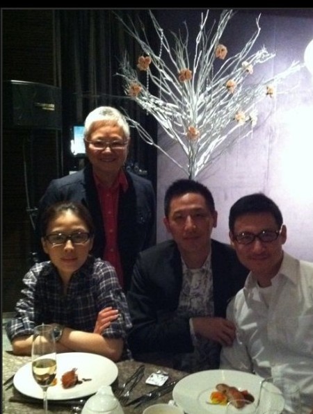 张国荣和唐唐旧照。