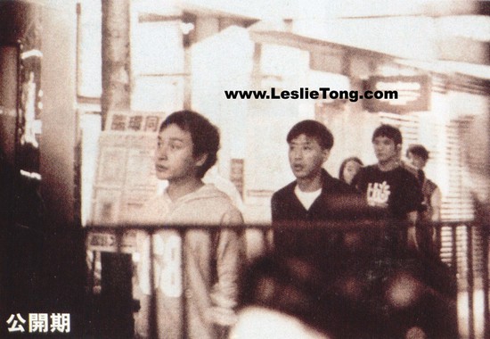 张国荣和唐唐旧照。