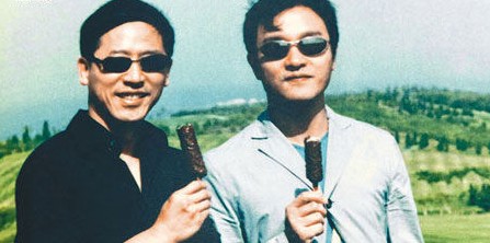 张国荣和唐唐旧照。