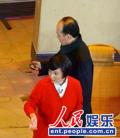 蔡明神秘家庭生活揭秘 婚姻曾因郭达现“拐点”