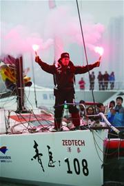 青岛勇士郭川环球航海凯旋 中国第一人