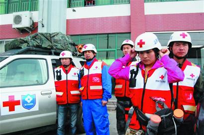 紧急援川 青岛力量在行动 紧急援川 青岛力量在行动