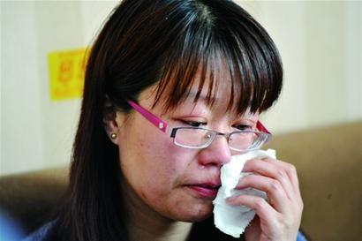 英雄王健妻子难忍思念向其发短信:不愿信已不在