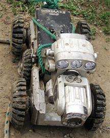 市民举报排污口 机器人上阵潜水探渗漏点