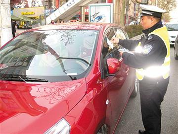 交警部门称将加大力度治理威海路交通乱象 交警部门称将加大力度治理威海路交通乱象