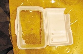 4种发泡餐具原料3种不合格 遇醋生成物溶化