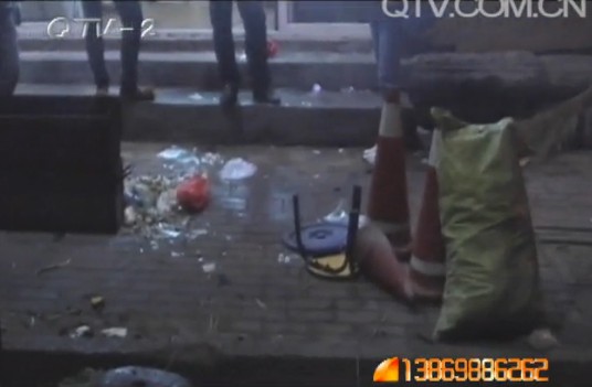 外地小哥强行送酒遭拒 恼羞成怒砸烂啤酒屋