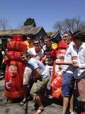 C:\Users\CiCi\Documents\Tencent Files\254555446\Image\2R$WGIY(S7PH_M298IB8D9F.jpg