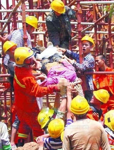 青龙高速工地脚手架塌方 男子被活埋身亡