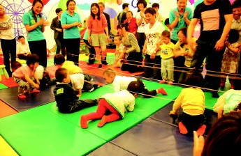 早教热遍地开花乱象丛生 收费昂贵资质难保