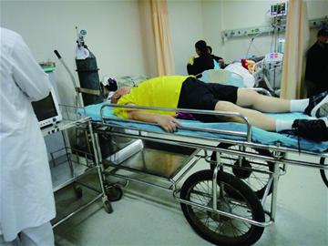 男子出差归来健身昏厥 头部淤血恐要手术