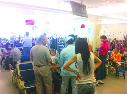 患儿家长嫌接诊太慢 抡拳暴揍儿科医生