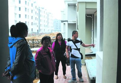 青岛首个新型农村社区建成 村民过上新生活 青岛首个新型农村社区建成 村民过上新生活