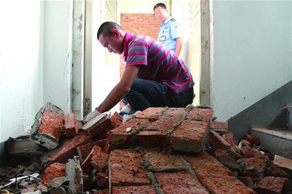 居民擅将消防通道改成厨房 就为多3平米 居民擅将消防通道改成厨房 就为多3平米