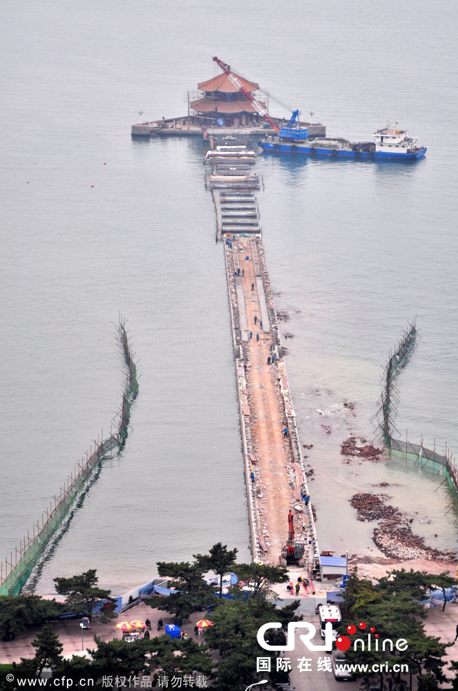 青岛栈桥塌陷半年后桥身合龙