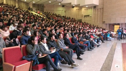 联通海信高层与大学生对话 畅谈创业艰辛 联通海信高层与大学生对话 畅谈创业艰辛