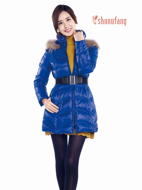 点击进入下一页 十八淑女坊2013冬季新品上市 李多海完美演绎复古风