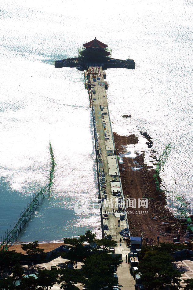 高清:栈桥维修进入冲刺阶段 重新开放为期不远