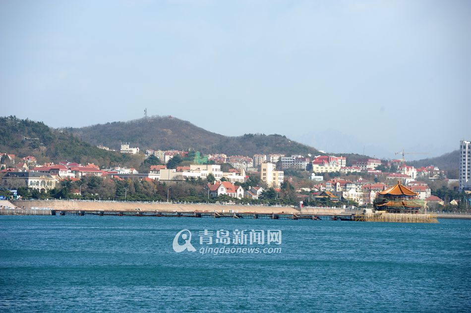 高清:栈桥维修进入冲刺阶段 重新开放为期不远
