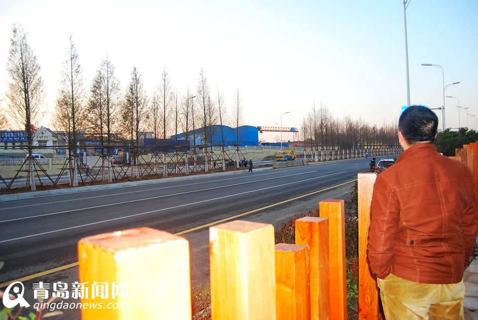 高清:重庆路全线通车 青岛第一堵如今变通途