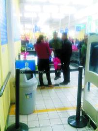 城阳沃尔玛清仓成小偷天堂 一天能抓十余小偷