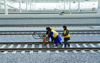 青岛北站今天通车