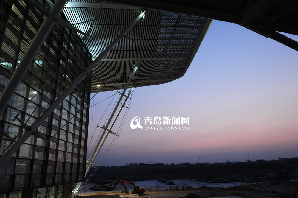 青岛火车北站启用 首列火车今停靠