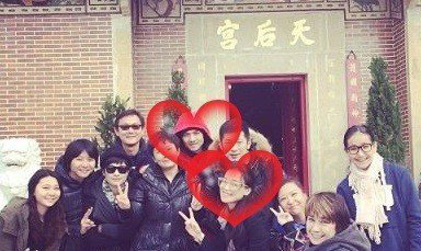 舒淇晒与冯德伦合照难掩甜笑 疑公开恋情