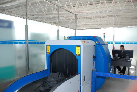 青岛机场引进CT安检机 三维成像安检更严