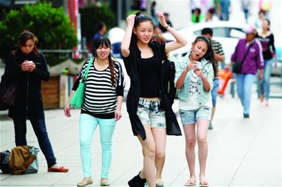 端午雨中“泡”偷得几日凉