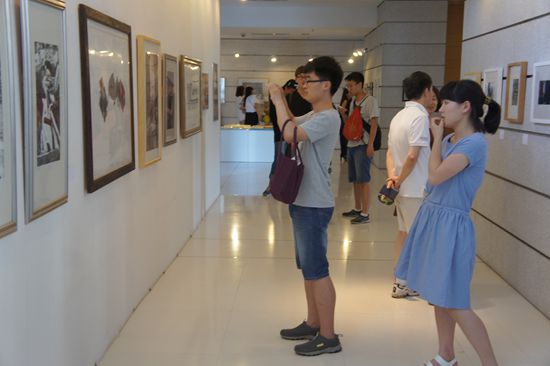 山东新锐艺术家汇展举行 90后初露锋芒 山东新锐艺术家汇展举行 90后初露锋芒