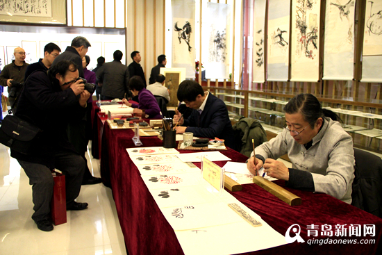 首发:百年荣宝斋登陆岛城 木版水印令人称奇 首发:百年荣宝斋登陆岛城 木版水印令人称奇