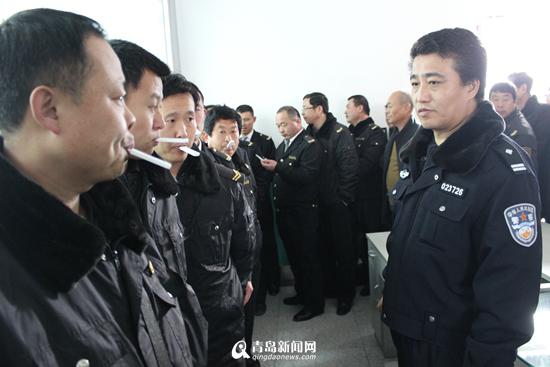 莱西213名校车司机接受毒品检测 杜绝毒驾上路 莱西213名校车司机接受毒品检测 杜绝毒驾上路