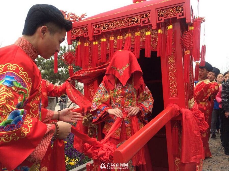 美景佳人 世博愿当婚礼殿堂