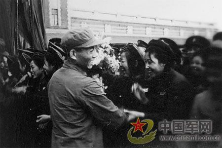 1950年国庆1周年阅兵