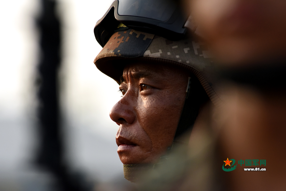 走进阅兵村：看看军人到底啥样子