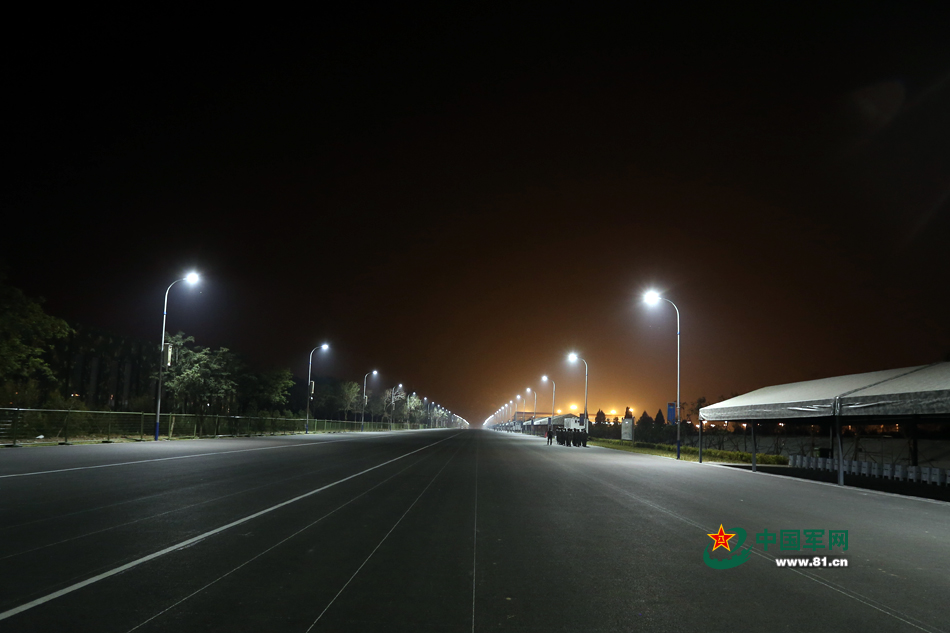 直击:阅兵村里的24小时 直击:阅兵村里的24小时