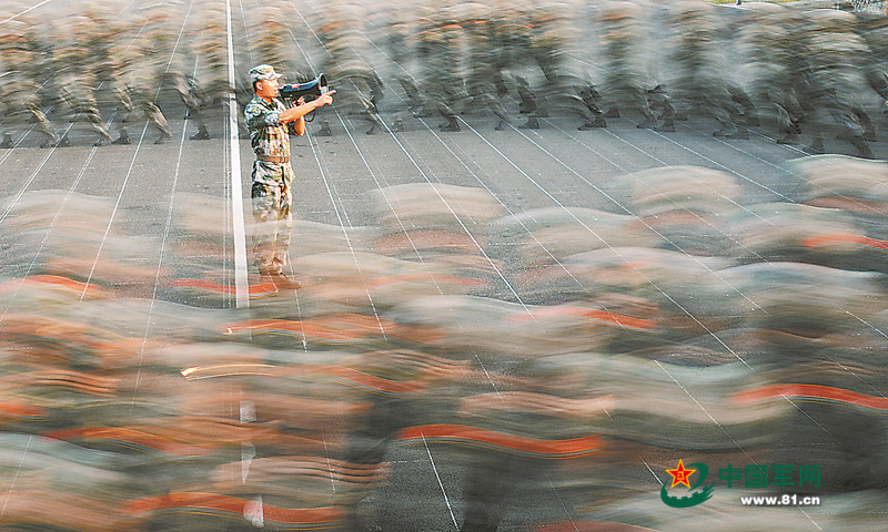 组图：走进阅兵训练基地